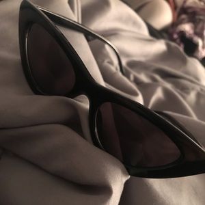 Sunglasses for FREE when you buy 2 or more things